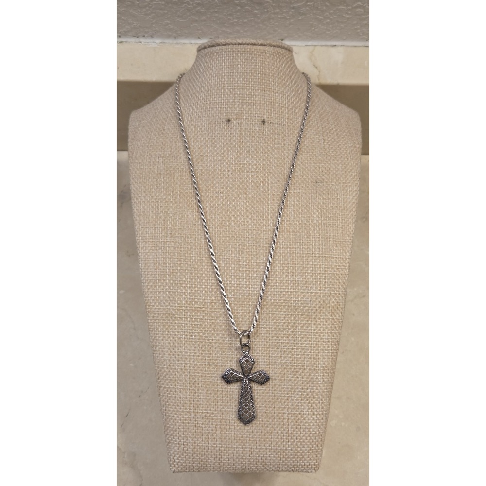VTG Ornate‎ Sterling Silver Filigree Cross Pendant 17.5" Sterling Chain